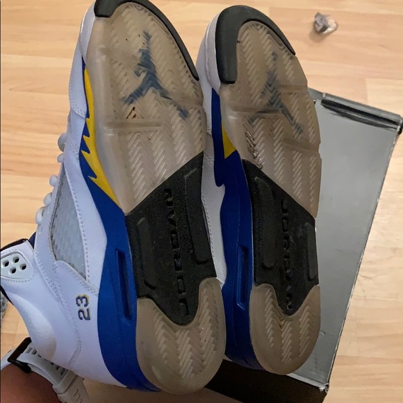 Air Jordan 5 Retro (GS) - Picture 9 of 10